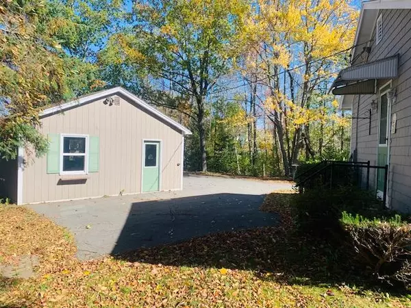 Orrington, ME 04474,16 Hobbs RD