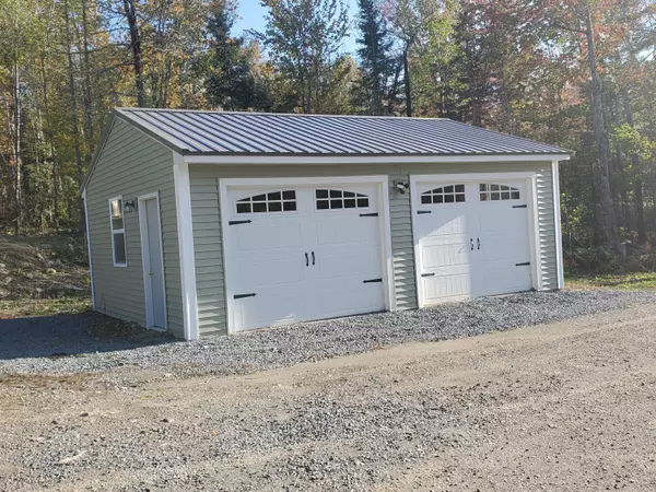 Glenburn, ME 04401,1453 Hudson RD