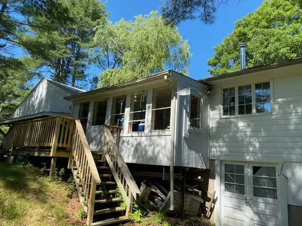 Topsham, ME 04086,52 Atwood RD