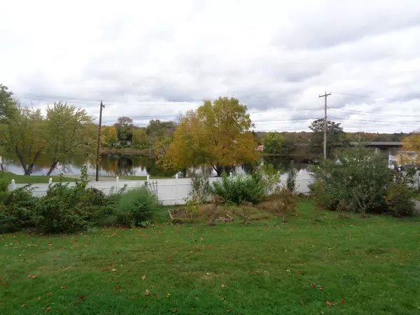 Old Town, ME 04468,13 Main ST