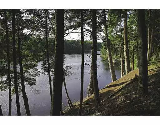 Ellsworth, ME 04605,117 Pioneer Farm WAY