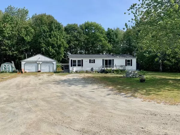 619 Smithfield RD, Belgrade, ME 04917