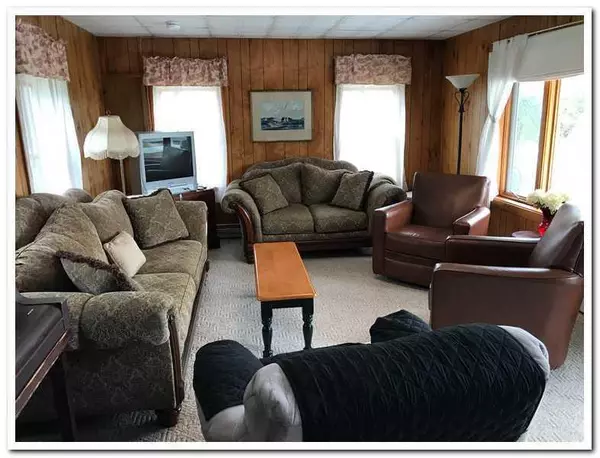 Winter Harbor, ME 04693,40 Sargent Street