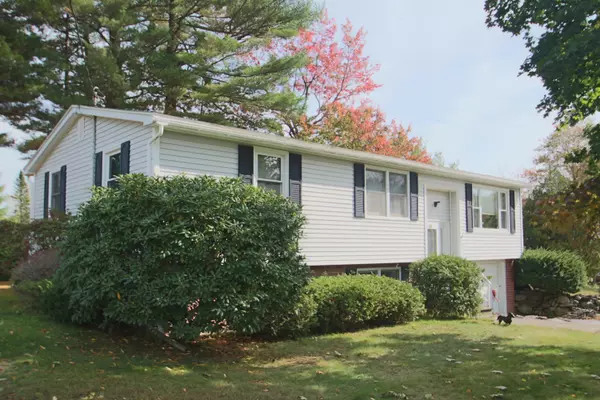 Thomaston, ME 04861,75 Booker ST