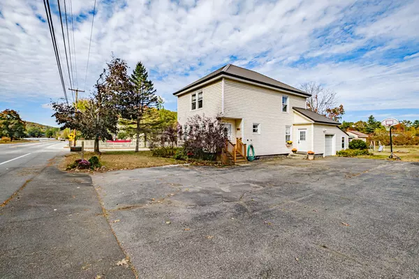 Limerick, ME 04048,24 Central AVE