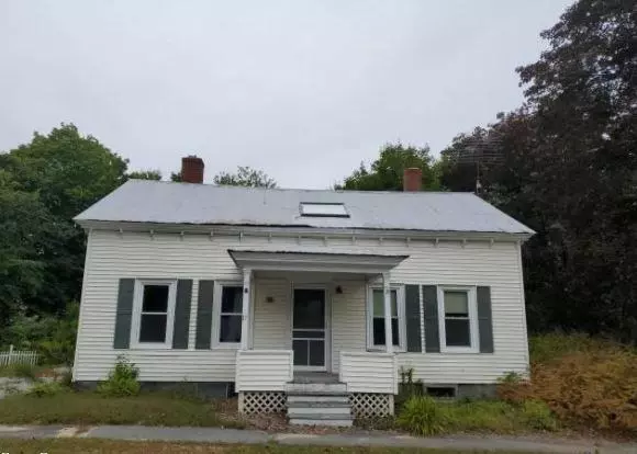 17 Smith ST, Harrison, ME 04040