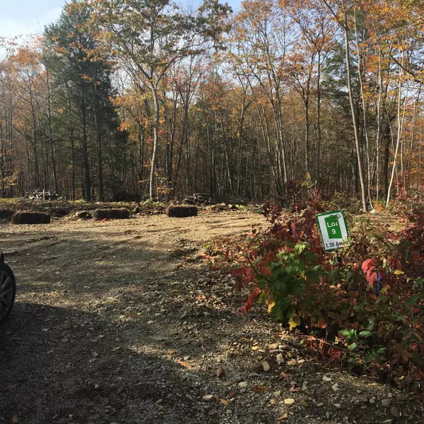 14 Mossy Ridge RD, Belfast, ME 04915