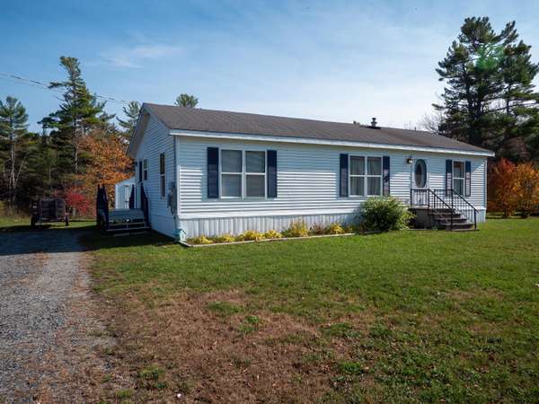 73 North ST, Ellsworth, ME 04605