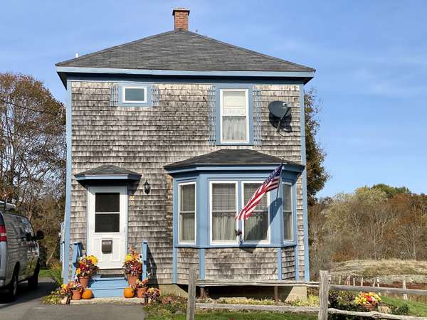 19 Lincoln ST, Eastport, ME 04631