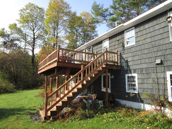 Waldoboro, ME 04572,118 Pine ST