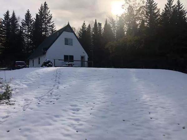 21 Aron RD, Upton, ME 04261