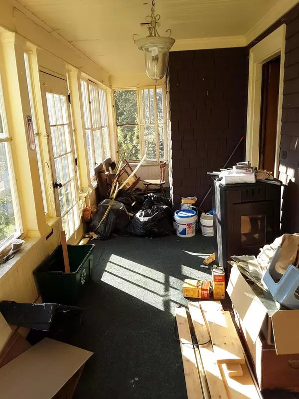 Waterville, ME 04901,3 Columbia RD