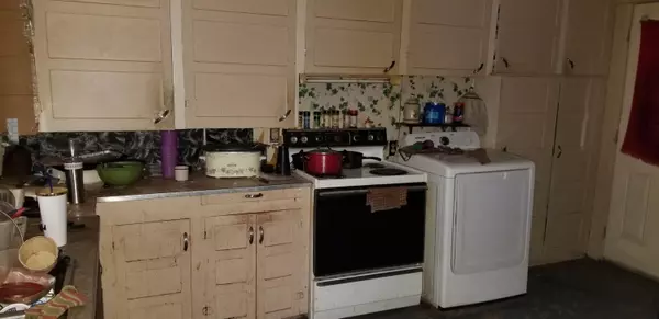 Fort Fairfield, ME 04742,52 Presque Isle ST