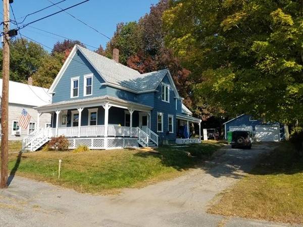 28 Searles ST, Livermore Falls, ME 04254