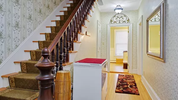 Topsham, ME 04086,460 Augusta RD