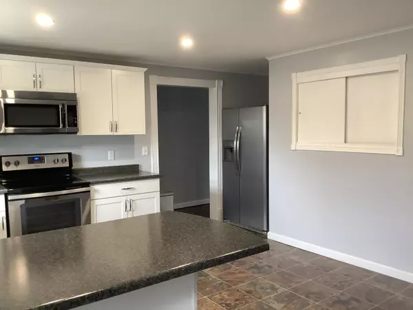 Fort Fairfield, ME 04742,36 McNamee RD