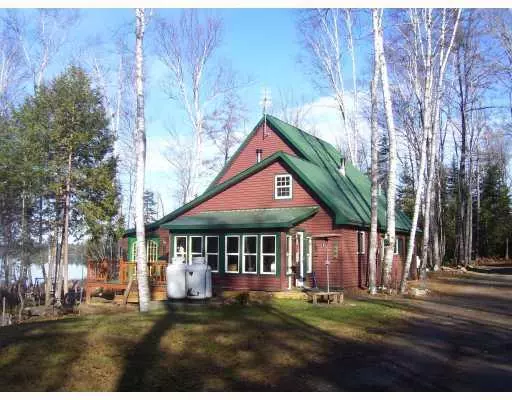 176 Wheaton RD, Dover-foxcroft, ME 04426