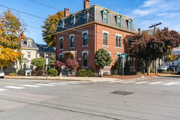 249 Vaughan ST, Portland, ME 04102