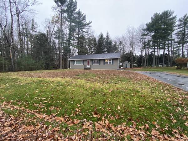 25 Simon CT, Old Town, ME 04468