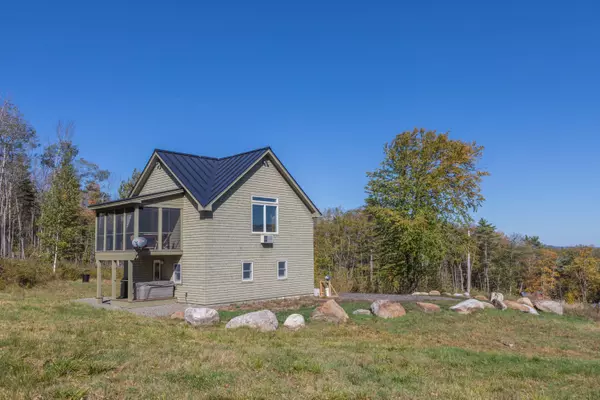 Hope, ME 04847,118 Camden RD