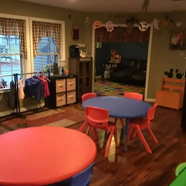 Madison, ME 04950,74 Weston AVE