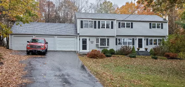 2552 W River RD, Sidney, ME 04330