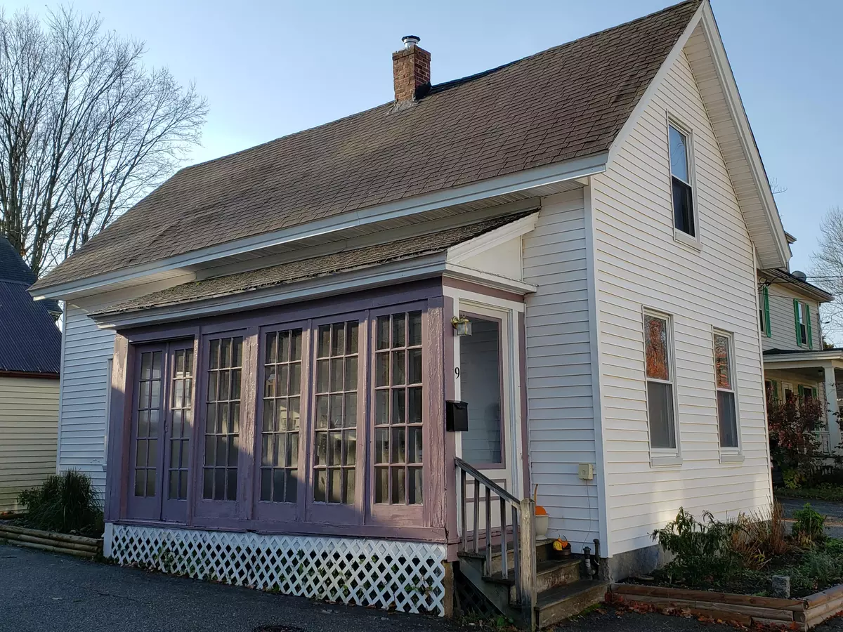 South Berwick, ME 03908,9 Butler ST
