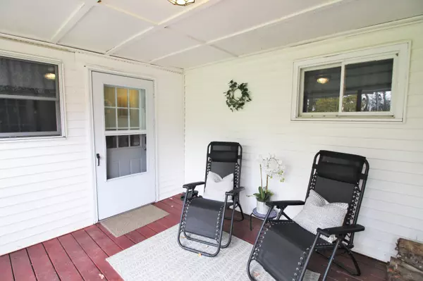 Hampden, ME 04444,22 Meadow RD