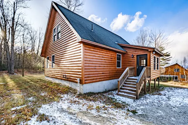 Greenwood, ME 04255,24 India's Way LN