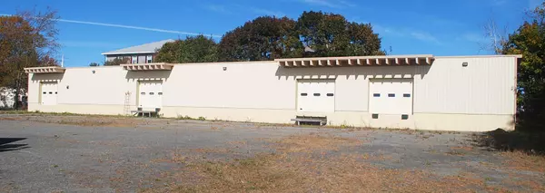 961 Union ST, Bangor, ME 04401