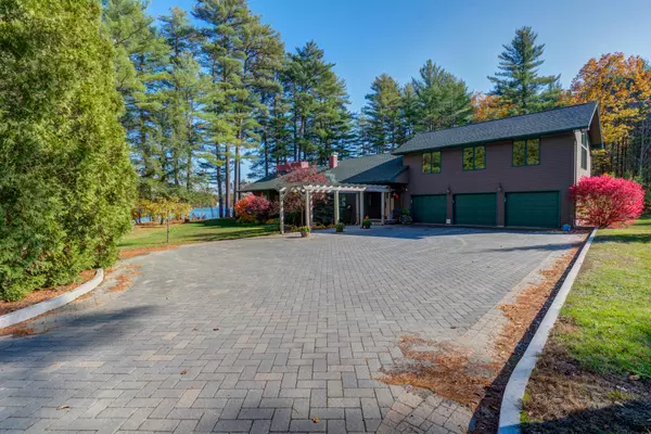 165 West Shore RD, Auburn, ME 04210