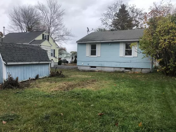 Westbrook, ME 04092,21 Lowell ST