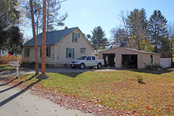 21 Roosevelt AVE, Orrington, ME 04474