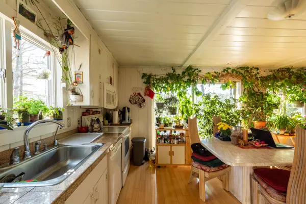 Rome, ME 04963,149 Peninsula DR