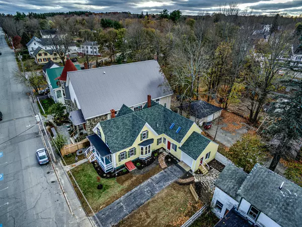 Gardiner, ME 04345,15 Lincoln AVE