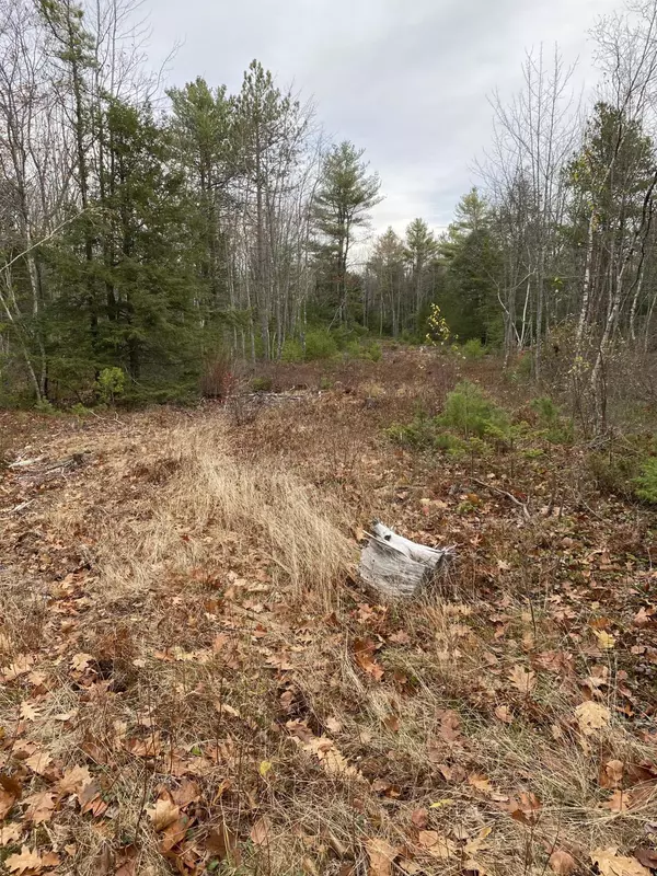 Kennebunkport, ME 04046,9 Binnacle LN