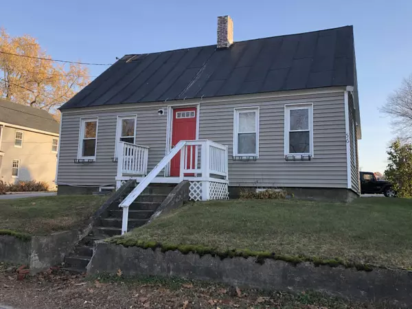 56 Water ST, Brunswick, ME 04011