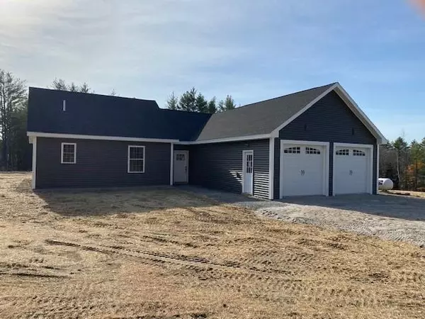 1197 North RD, Mount Vernon, ME 04352