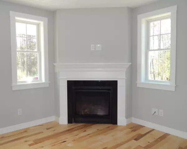 Kittery, ME 03904,50 Huntington WAY