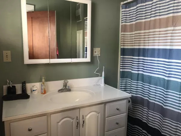 Rumford, ME 04276,241 Knox ST