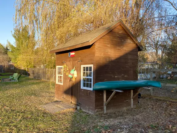 Orono, ME 04473,7 Glenwood ST