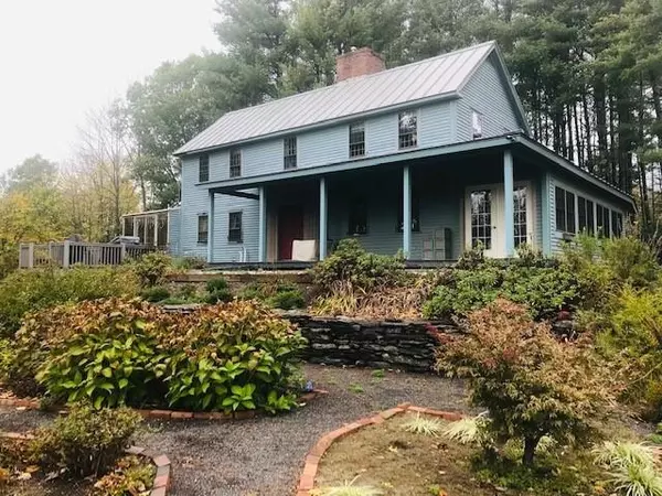 97 Priest Hill RD, Vassalboro, ME 04989