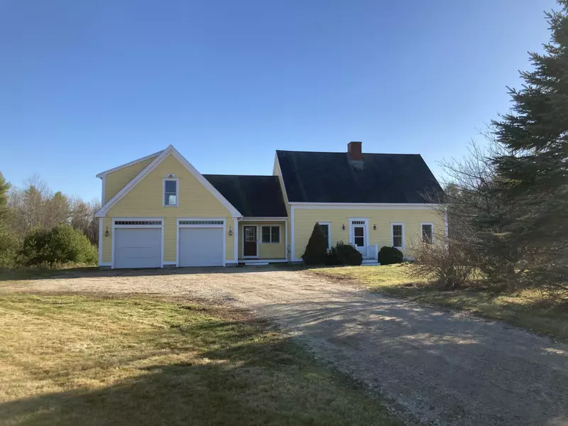 95 Hallowell RD, North Yarmouth, ME 04097