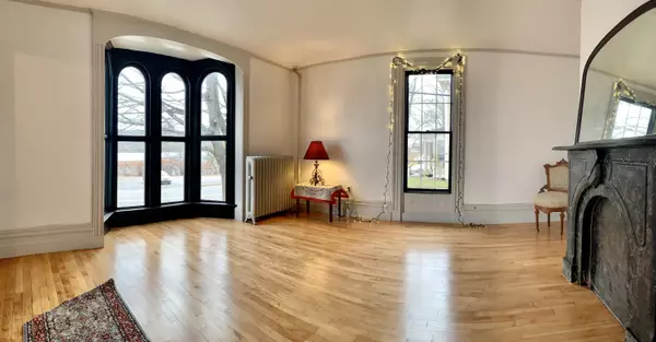 Bucksport, ME 04416,109 Main ST