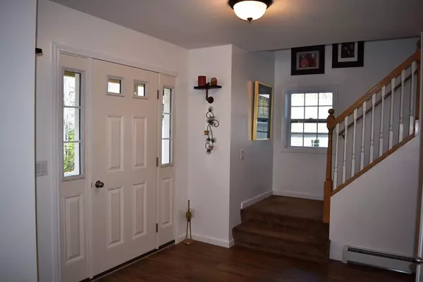 Surry, ME 04684,46 Blue Hill RD