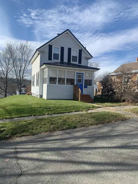 264 Highland AVE, Millinocket, ME 04462