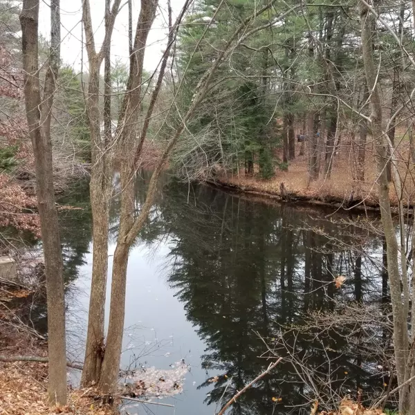 South Berwick, ME 03908,123 Dow HWY