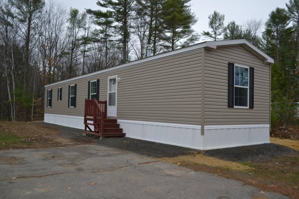 31 Oak ST, Lebanon, ME 04027