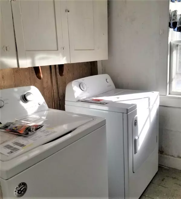 Searsmont, ME 04973,249 Main ST N