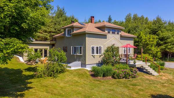 22 Keller DR, Rockport, ME 04856